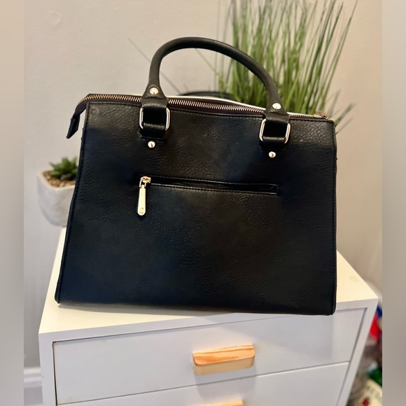 Medium Tote - Picture 2 of 3